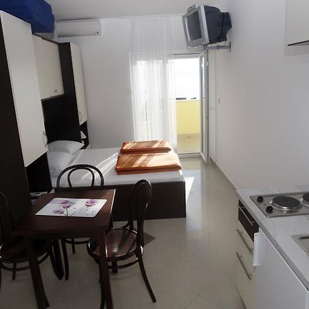 Apartments Rubic Omiš Exterior foto